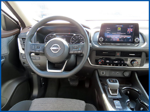 Used 2023 Nissan Rogue SV AWD/4WD image 11