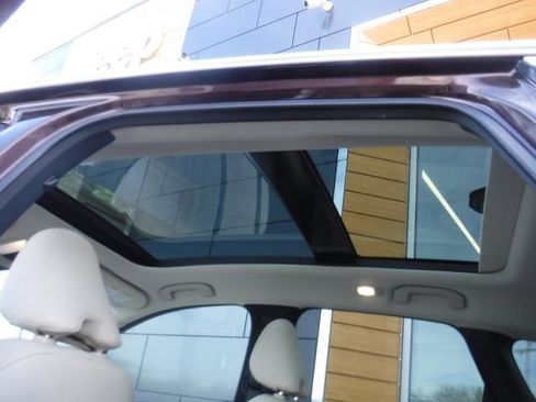 Used 2020 INFINITI QX50 Luxe w/ Navigation Package image 16