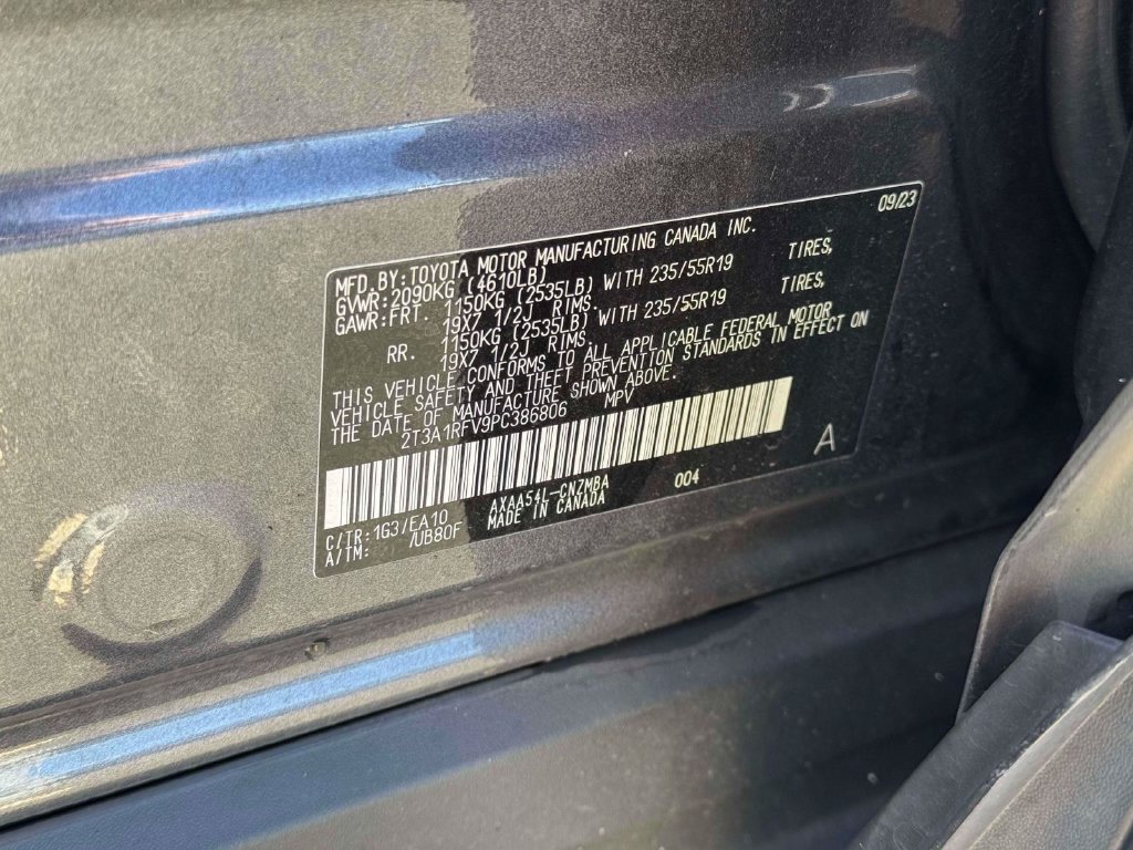 Used 2023 Toyota RAV4 XLE Premium AWD/4WD image 34