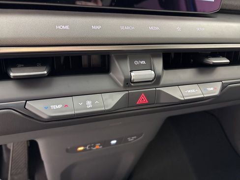 New 2026 Kia EV9 Wind image 42