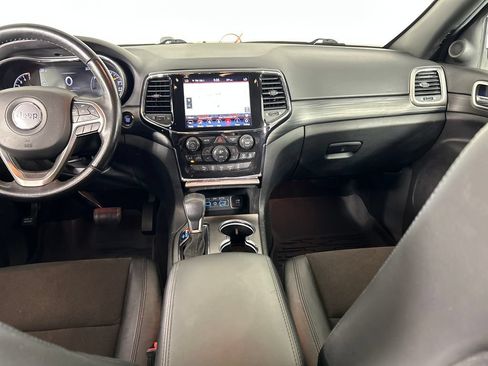 Used 2021 Jeep Grand Cherokee Laredo X AWD/4WD image 19