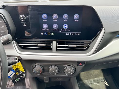 Used 2024 Chevrolet Trax LS FWD image 7
