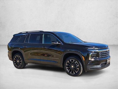 New 2026 Chevrolet Traverse LT w/ Sun and Wheel Package image 7