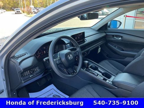 Used 2024 Honda Accord LX image 27