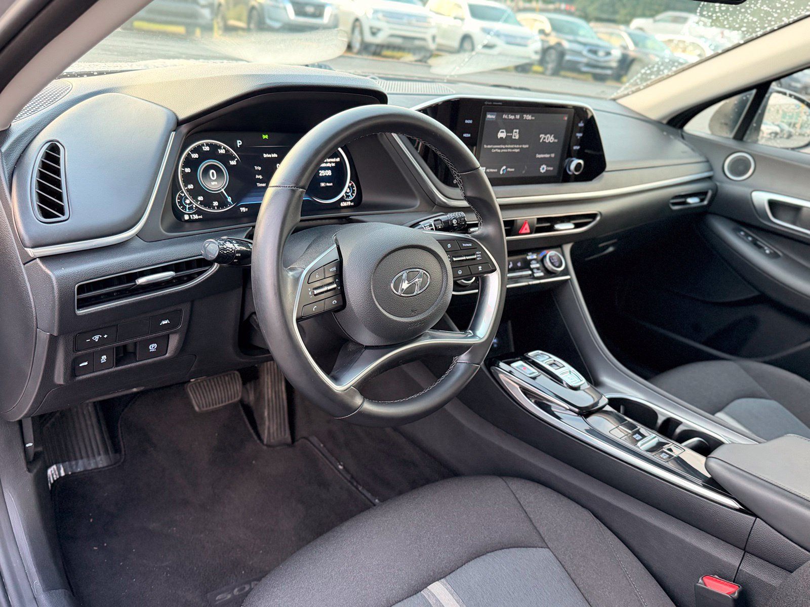 Used 2021 Hyundai Sonata SEL w/ Convenience Package FWD image 16