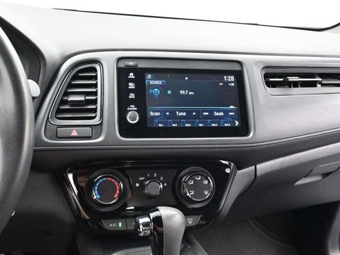 Used 2019 Honda HR-V Sport image 18