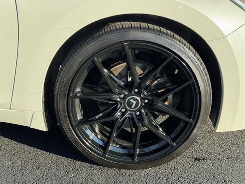 Used 2018 Nissan Maxima SR image 25