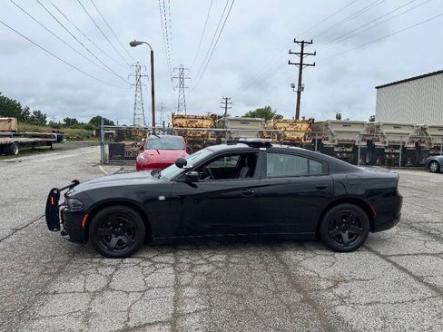 Used 2017 Dodge Charger Police w/ Fleet Park Assist Group RWD image 2