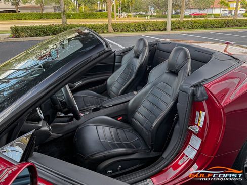 Used 2016 Ferrari California T image 20