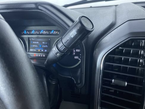 Used 2019 Ford F150 XLT w/ Equipment Group 302A Luxury AWD/4WD image 8