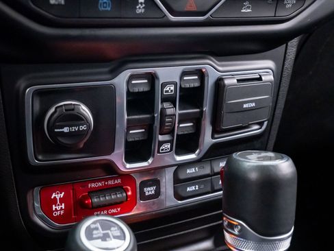 Used 2023 Jeep Wrangler Unlimited Rubicon 4xe w/ Cold Weather Group image 30