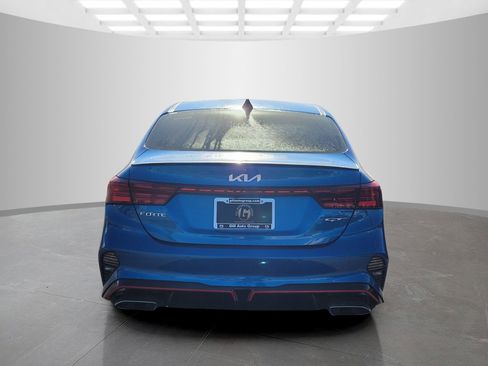 Used 2022 Kia Forte GT FWD image 4
