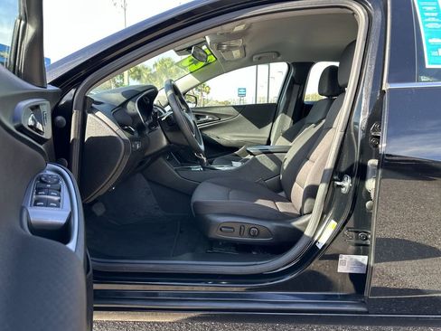 Certified 2025 Chevrolet Malibu LT image 19