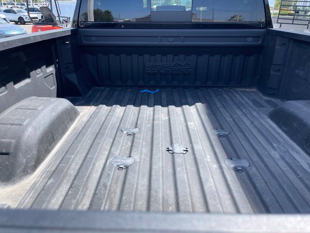 Used 2022 Chevrolet Silverado 3500 High Country w/ Safety Package II AWD/4WD image 17