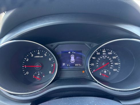 Used 2020 Kia Sedona EX FWD image 10