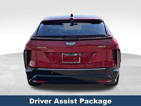 Used 2024 Cadillac Lyriq Luxury image 6