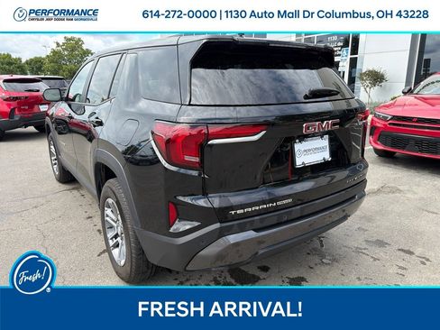 Used 2025 GMC Terrain Elevation AWD/4WD image 8