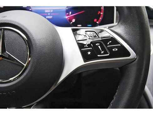 Used 2024 Mercedes-Benz C 300 Sedan image 19