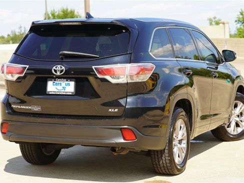 Used 2015 Toyota Highlander XLE FWD image 6