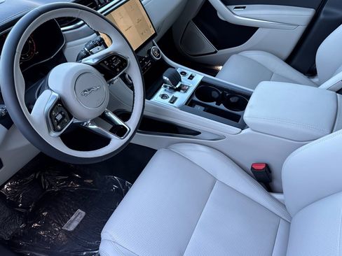 New 2026 Jaguar F-PACE R-Dynamic S image 5