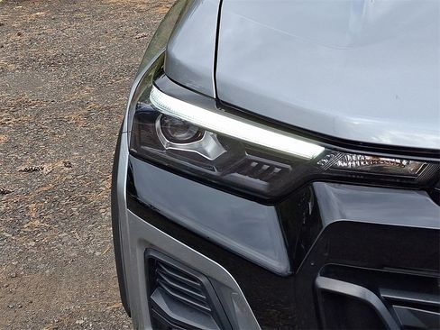 Certified 2024 Chevrolet Colorado Z71 w/ Z71 Convenience Package 2 image 9