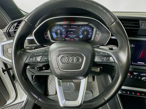 Used 2022 Audi Q3 2.0T Premium image 19