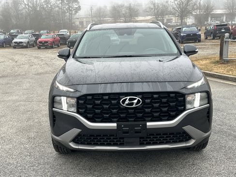 Used 2023 Hyundai Santa Fe SEL image 2