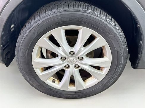 Used 2013 Toyota RAV4 Limited AWD/4WD image 39
