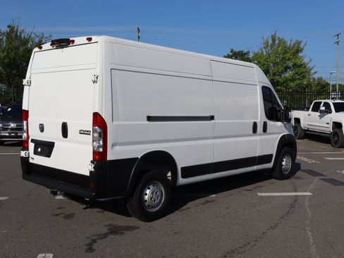 Used 2023 RAM ProMaster 2500 FWD image 10