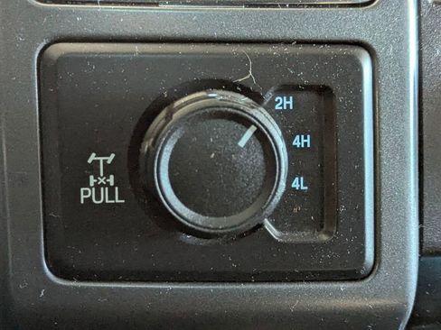 Certified 2020 Ford F250 XLT w/ XLT Premium Package image 28