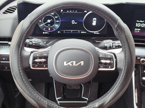 Used 2024 Kia Carnival SX Prestige FWD image 18