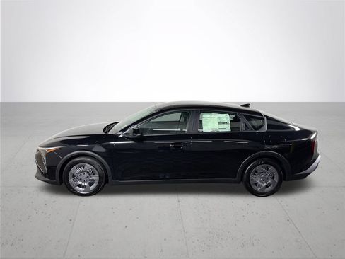 New 2026 Kia K4 FWD image 9