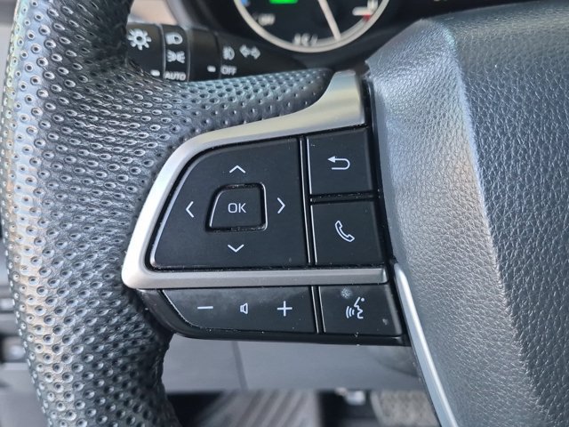 Used 2022 Toyota Sienna Limited AWD/4WD image 25