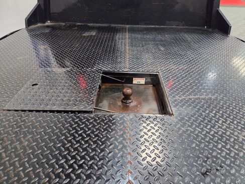 Used 2022 RAM 3500 Tradesman w/ Chrome Appearance Group image 34