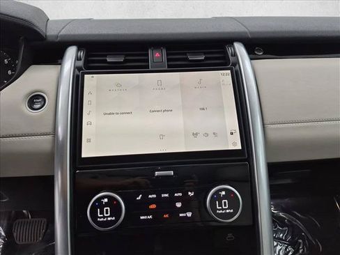 Certified 2025 Land Rover Discovery S AWD/4WD image 15