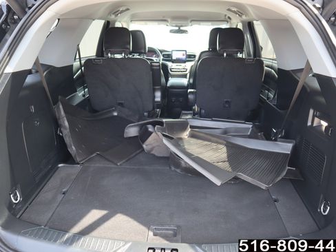 Used 2023 Ford Explorer XLT w/ Equipment Group 202A image 31