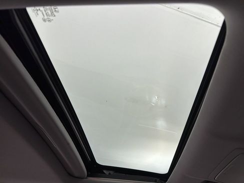 Used 2020 Honda CR-V EX image 29