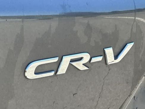 Used 2018 Honda CR-V LX image 16