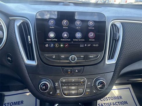 Used 2022 Chevrolet Malibu LT image 13