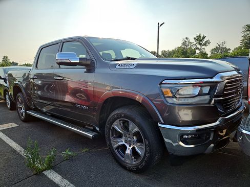 Used 2022 RAM 1500 Laramie AWD/4WD image 1