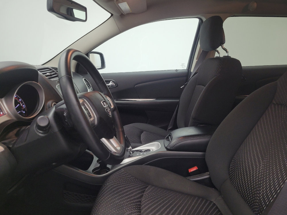 Used 2017 Dodge Journey SE w/ Flexible Seating Group FWD image 17