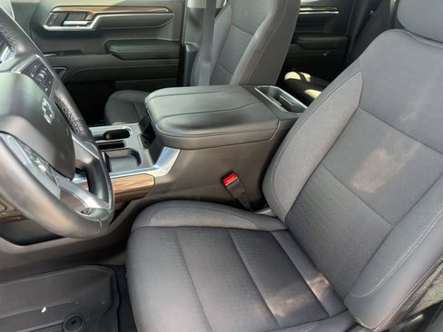 Used 2024 Chevrolet Silverado 1500 RST image 17