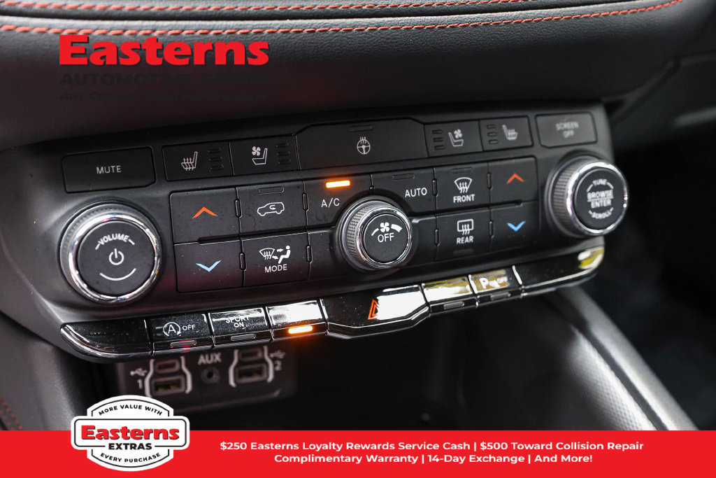 Used 2024 Dodge Durango GT RWD image 21