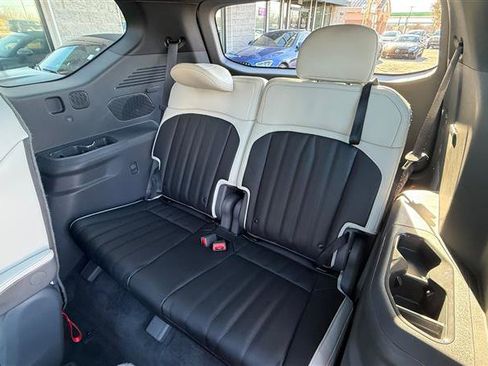 Used 2026 Kia EV9 GT-Line image 23