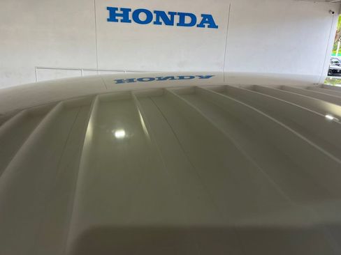 Used 2021 Toyota Corolla LE FWD image 4