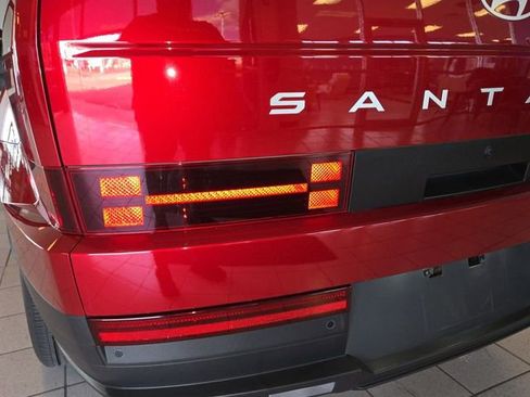 Used 2025 Hyundai Santa Fe SEL FWD image 27