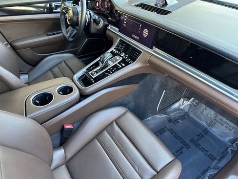 Certified 2023 Porsche Panamera 4S image 17