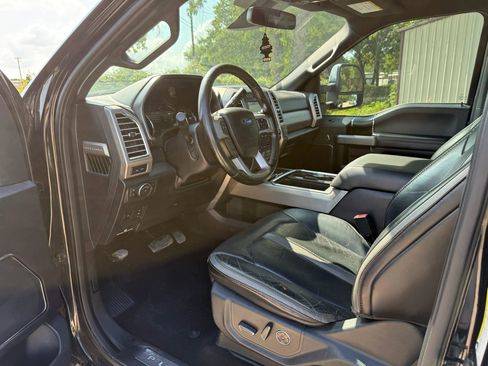 Used 2018 Ford F350 Platinum w/ Platinum Ultimate Package AWD/4WD image 7