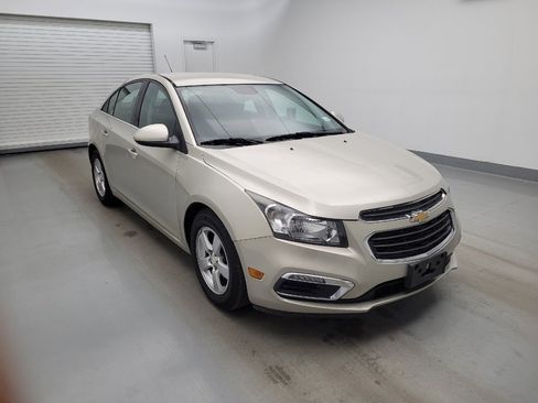 Used 2015 Chevrolet Cruze LT FWD image 13
