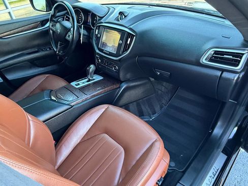 Used 2015 Maserati Ghibli S Q4 AWD/4WD image 28